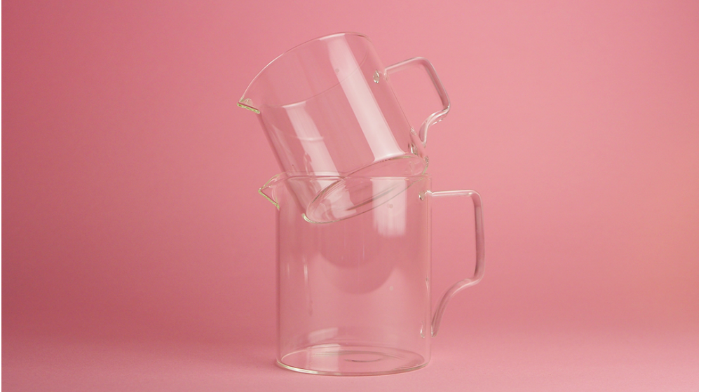 Carafe en verre Kinto